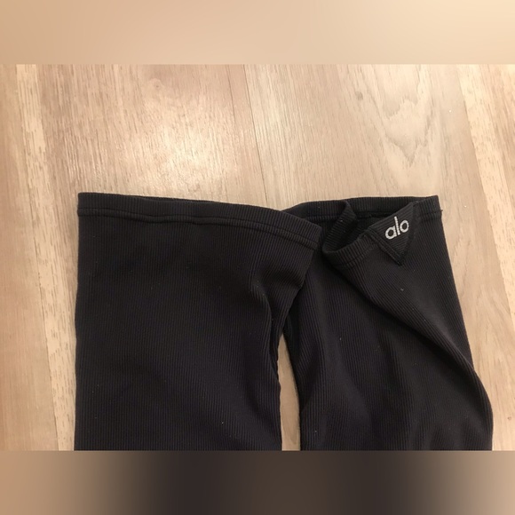 Alo yoga Goddess Leg Warmers *Read* - Picture 2 of 11